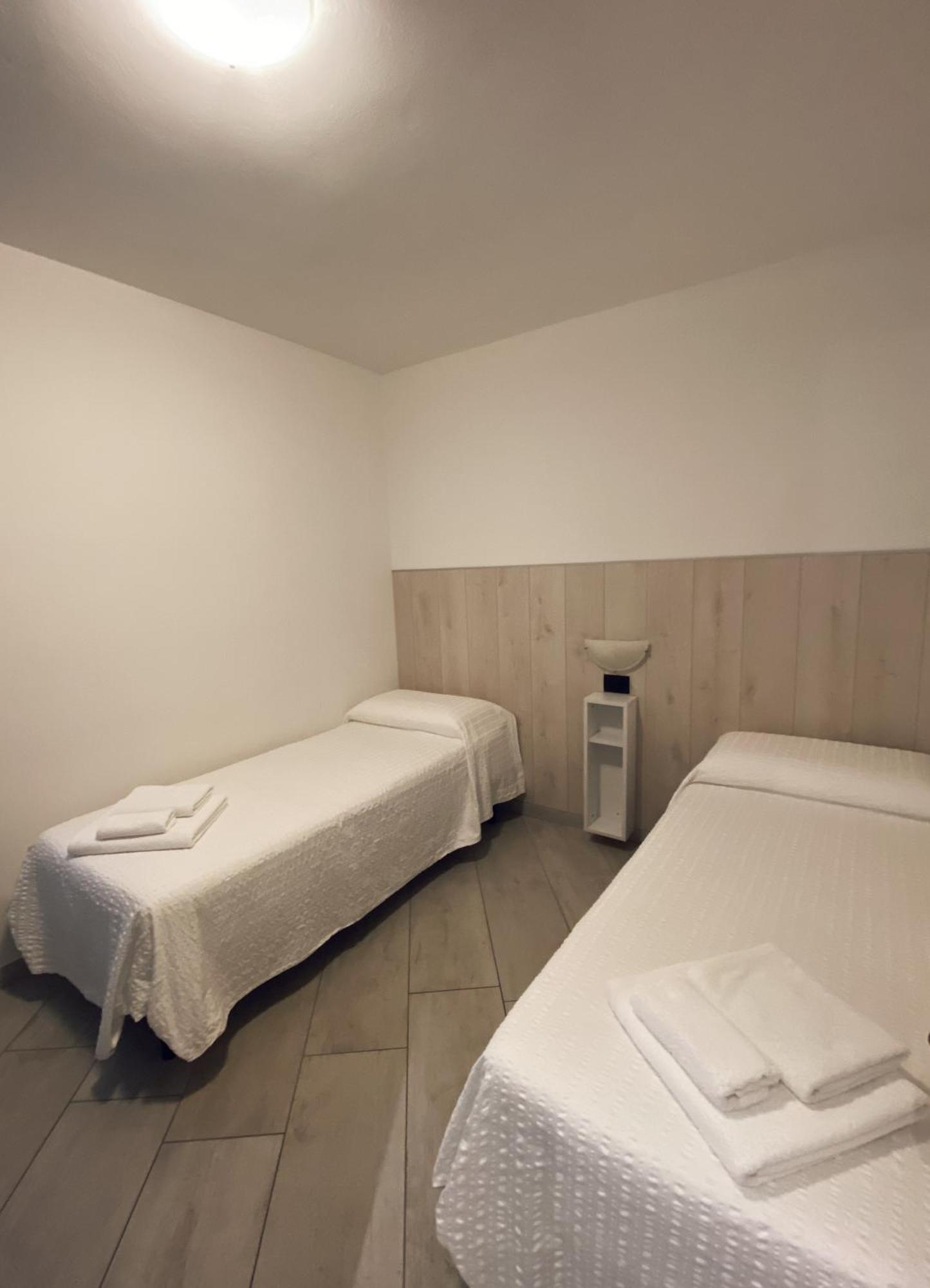 Alla Campanella Riva del Garda Exteriör bild
