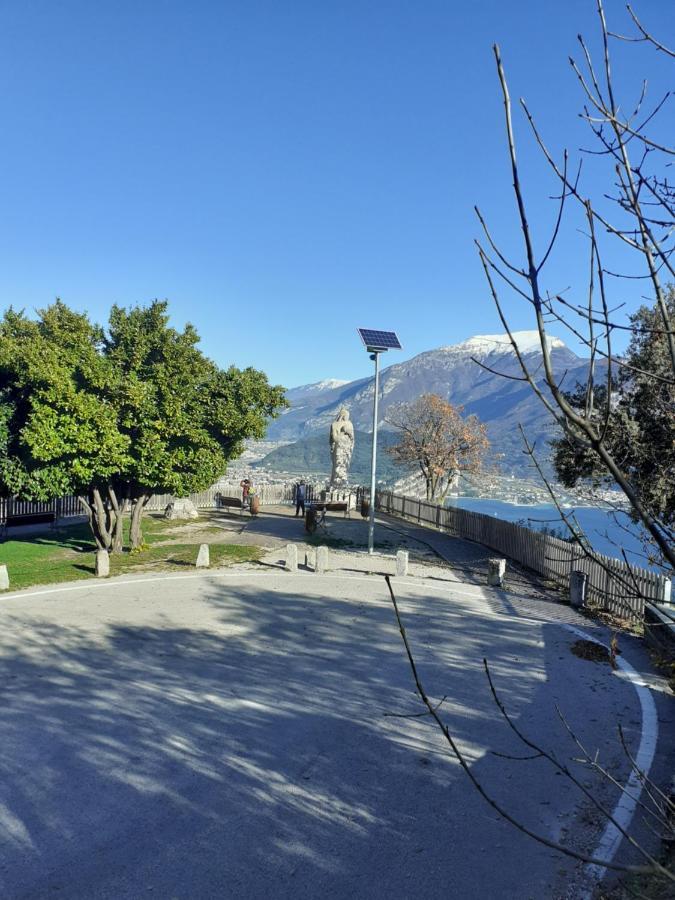 Alla Campanella Riva del Garda Exteriör bild