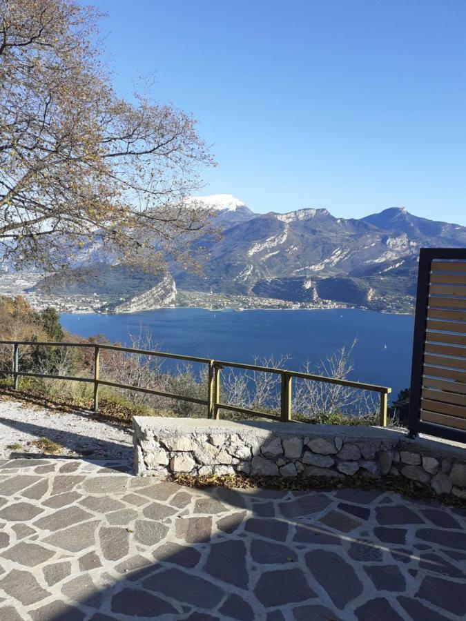 Alla Campanella Riva del Garda Exteriör bild